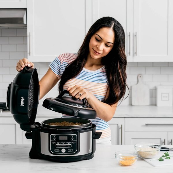 Ninja Foodi FD101 Air Fryer and Pressure Cooker Review Reveals Powerful 10-in-1 Features